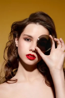 Divel 1.61 Photochromic (Silken)