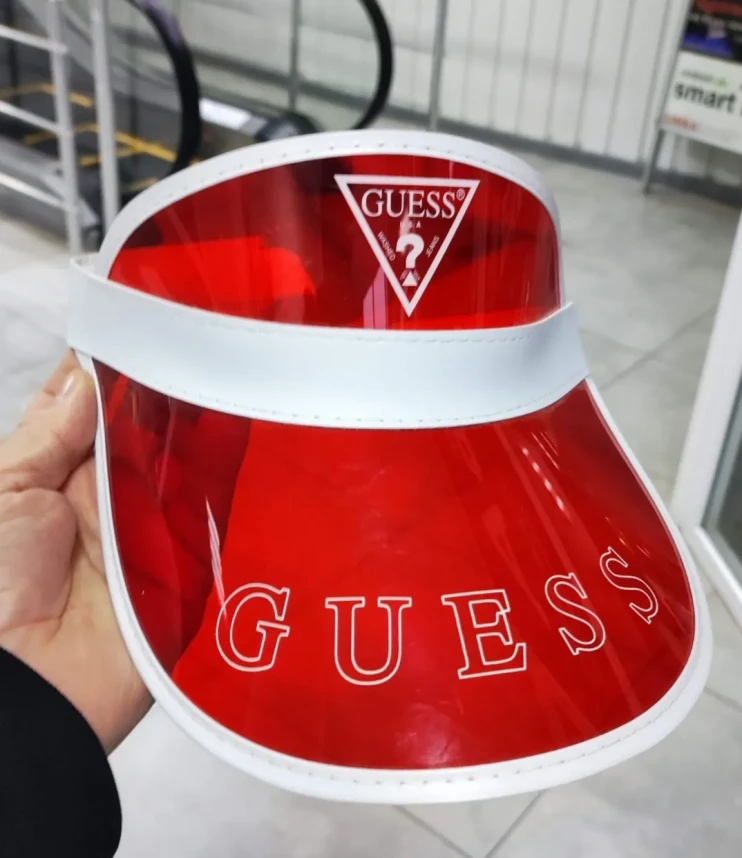 Козырек Guess Visors
